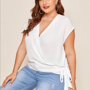 SHEIN Plus Surplice Wrap Knot Top